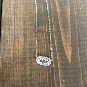 EUC KENDRA SCOTT Elisa clear stone silver.